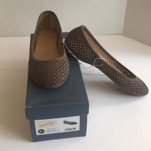 Universal Threads flats NIB never worn sz 8.5